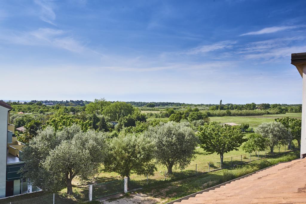 Apartament Lovely Roses Umag Zewnętrze zdjęcie