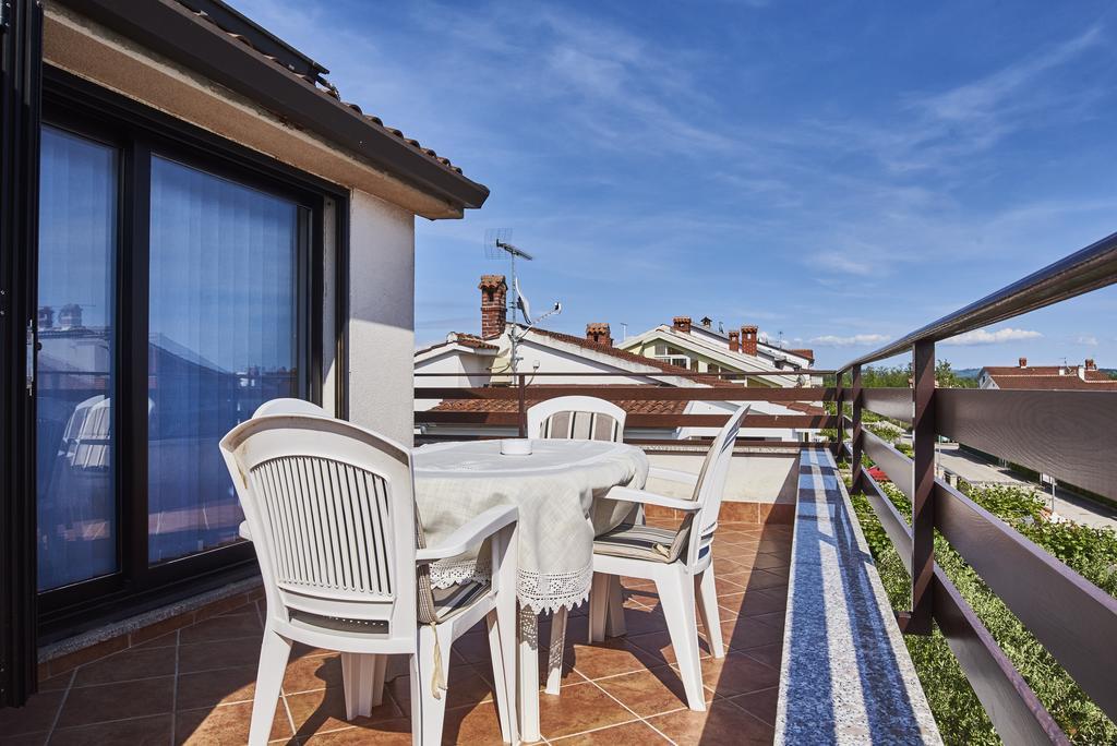 Apartament Lovely Roses Umag Zewnętrze zdjęcie